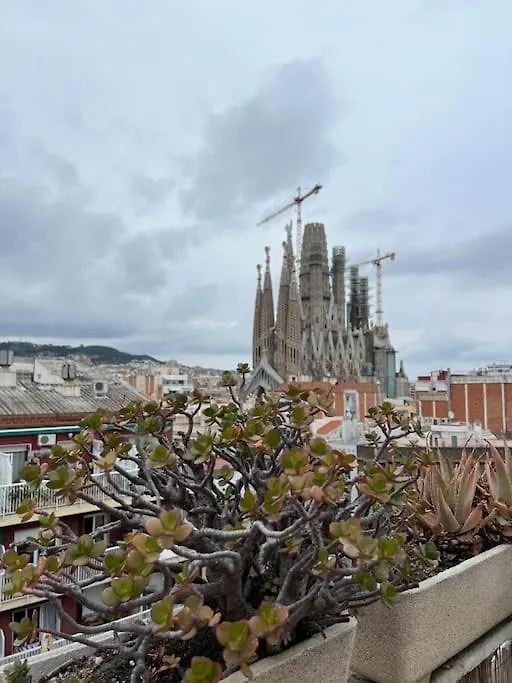 Sagrada Familia Apartment Barcelona Spain