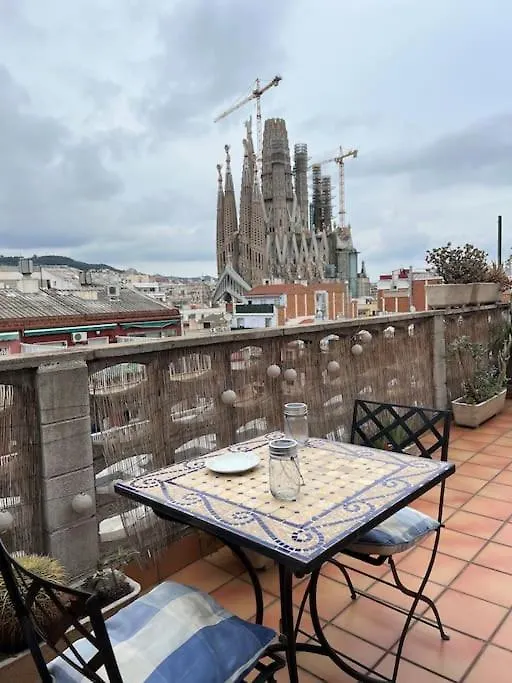 Sagrada Familia Apartment Barcelona